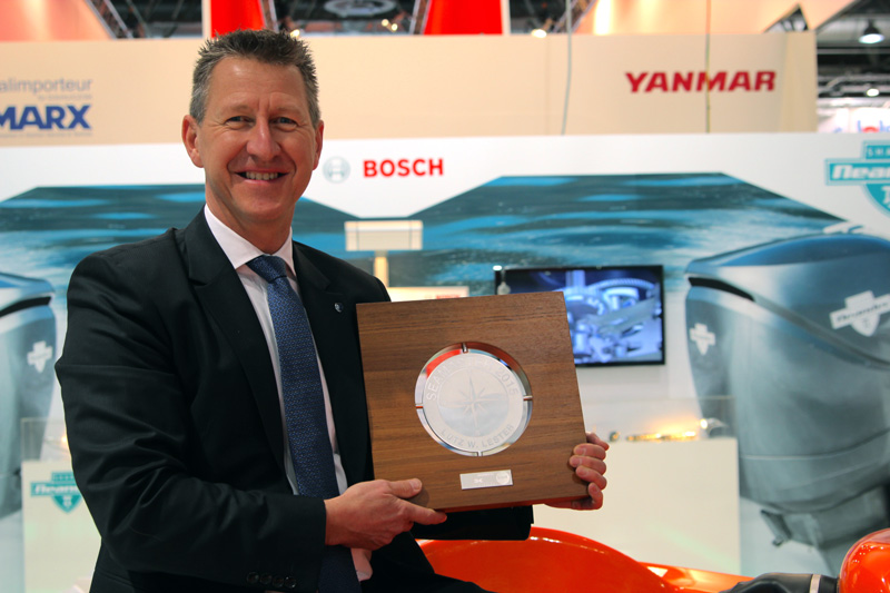 Lutz W. Lester receives SEAMASTER-Award 2015